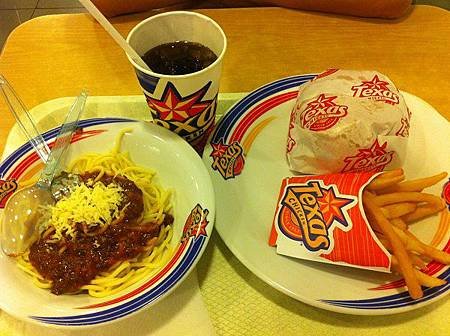 【食】印尼泗水★A &amp; W★印尼當地速食店