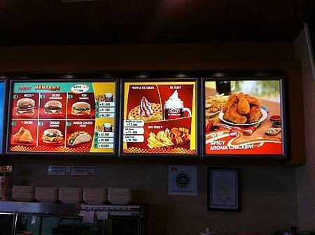 【食】印尼泗水★A &amp; W★印尼當地速食店