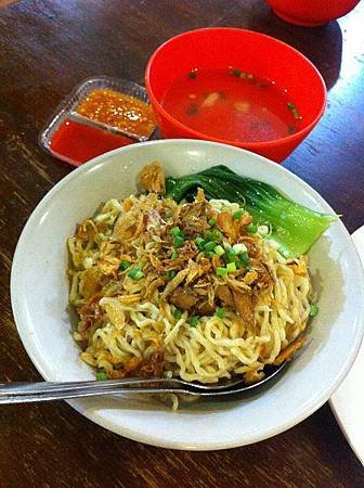 【食】印尼泗水★Nasi Bebek★印尼平價本土味小館