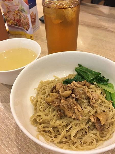 【食】印尼雅加達★Bakmi GM★印尼連鎖麵食專賣店，可外帶