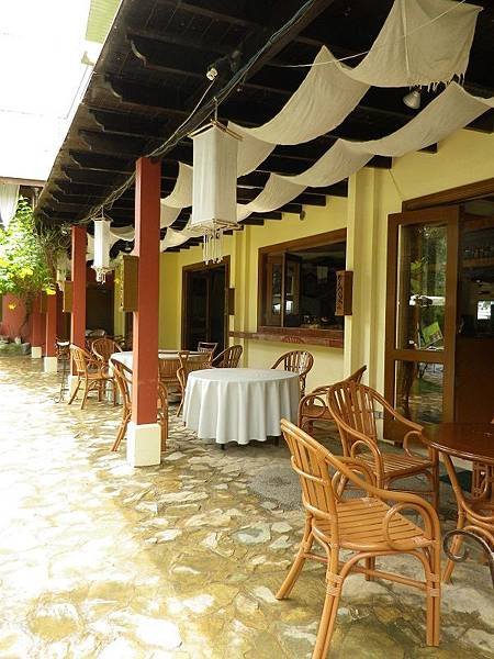 【住】菲律賓長灘島★Best Western Boracay Tropics Resort★Boracay飯店。渡假風。有游泳池