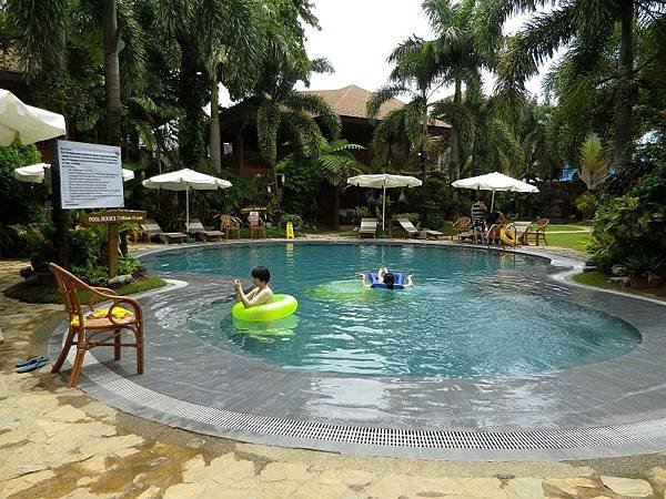 【住】菲律賓長灘島★Best Western Boracay Tropics Resort★Boracay飯店。渡假風。有游泳池