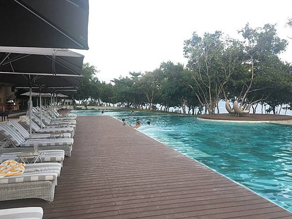 【宿】菲律賓薄荷島★Bohol Island薄荷島(Panglao邦勞島)住宿。AMORITA Resort。無邊際泳池。飯店直達海攤★海島觀光。自助旅行