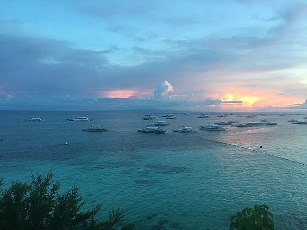 【宿】菲律賓薄荷島★Bohol Island薄荷島(Panglao邦勞島)住宿。AMORITA Resort。無邊際泳池。飯店直達海攤★海島觀光。自助旅行