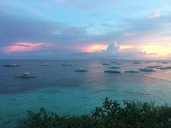 【宿】菲律賓薄荷島★Bohol Island薄荷島(Panglao邦勞島)住宿。AMORITA Resort。無邊際泳池。飯店直達海攤★海島觀光。自助旅行