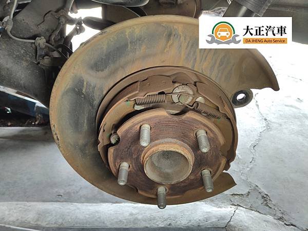 Toyota Previa 行駛異音 之  RL輪軸承 更換