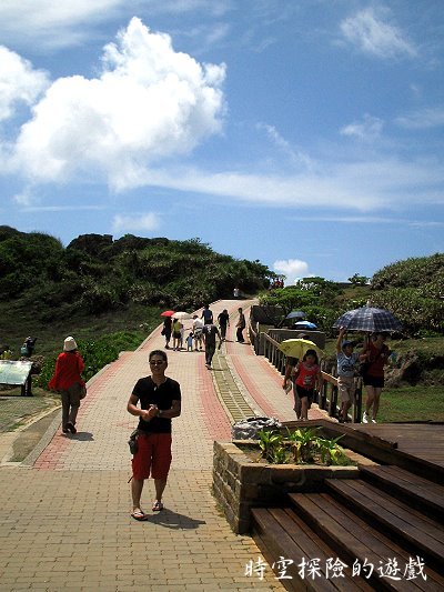 貓鼻頭公園遊客中心前