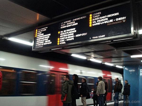 station_panel_chatelet_les_halles_rer_a_mlv.jpg