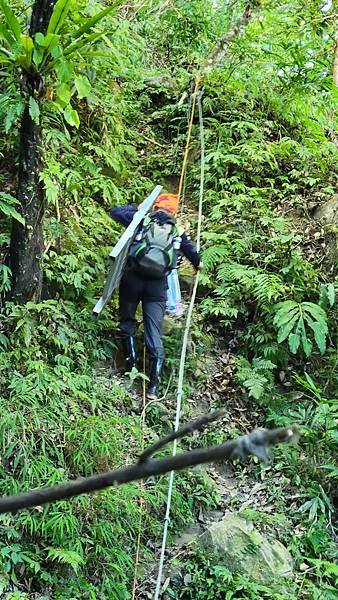 LINE_ALBUM_221115_0.jpg