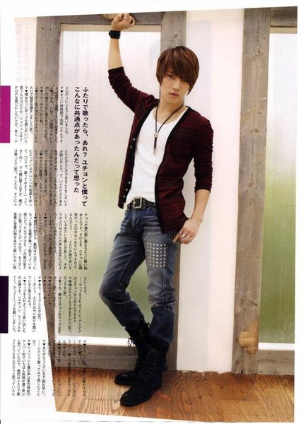 WHAT&apos;S　IN　10月号02.jpg