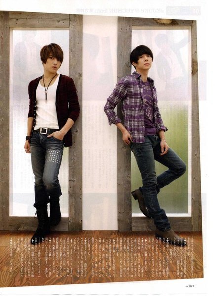 WHAT&apos;S　IN　10月号06.jpg