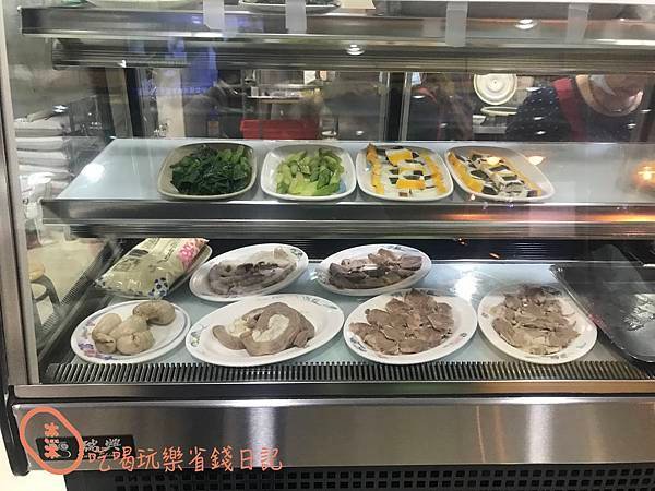 新莊中港路嘉義火雞肉飯1.jpg