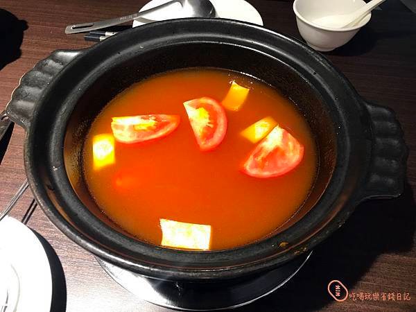 台中黑鍋港式海鮮鍋物23.jpg