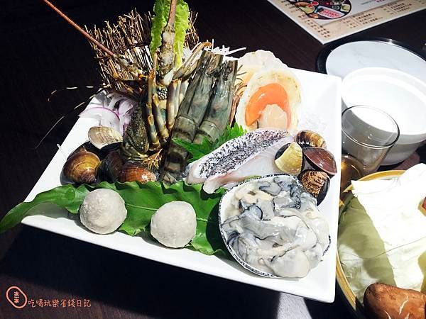 台中黑鍋港式海鮮鍋物27.jpg
