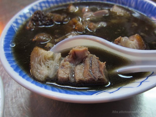 帶皮帶筋肉.jpg