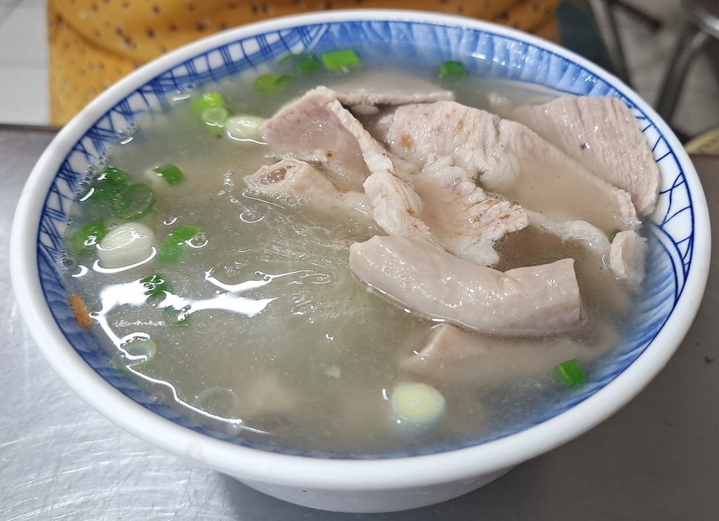 |台北|【三重區。二寶豬腸冬粉(丼飯.咖哩)】膠質感的魯肉飯