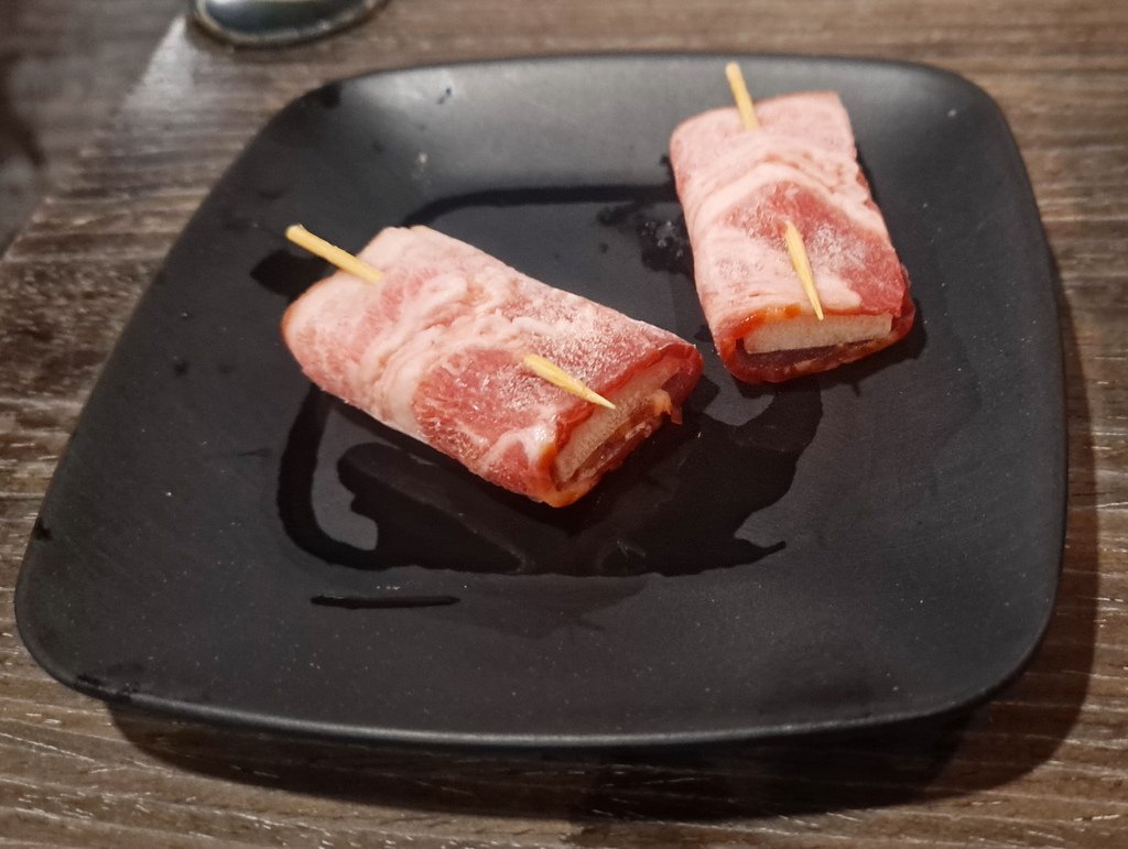 |台北|【三峽區❤禾岡炭火燒肉】牛肉與海鮮都用心。日式燒肉吃