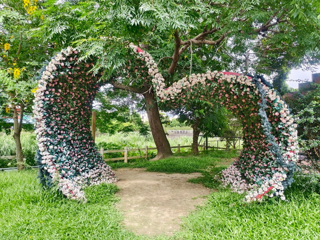 |台中|【石岡區。情人木橋】㊙台中旅遊景點秘境