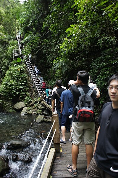 陡峭階梯