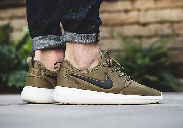 nike-roshe-two-12-colorway-preview-03.jpg