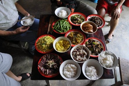 農村人家的午餐