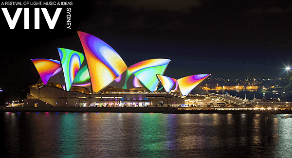 Vivid-Sydney-Lighting-the-Sails-Superbien_Photo-Daniel-Boud