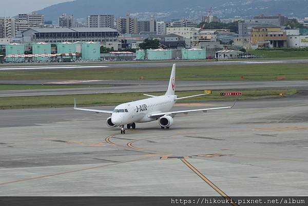 20171018  巴西嬌娃E-Jet滿場飛舞的大阪伊丹空港