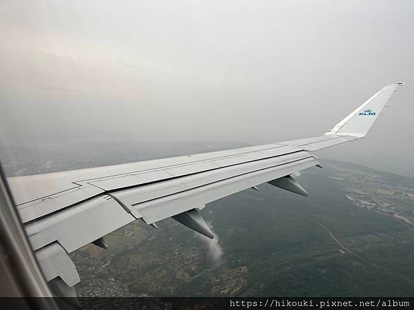 20230630  KL1867  AMS-STR