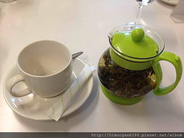 膾炙餐坊熱茶飲