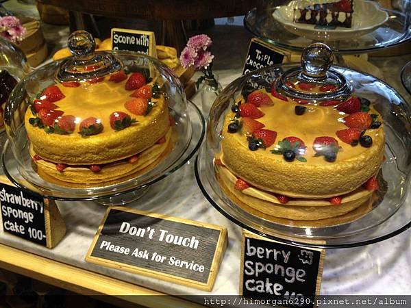 Mr. Jones&apos; Orphanage-cake-9.jpg