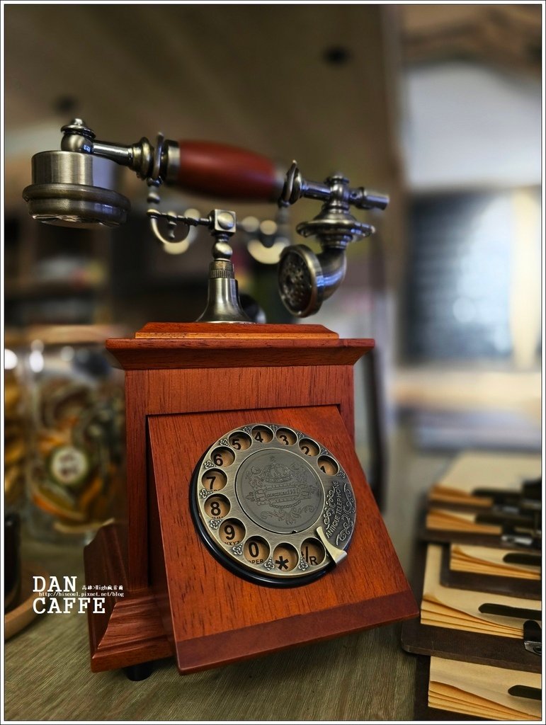 【高雄/咖啡】◆DAN CAFFÈ◆河堤社區小小文青咖啡館