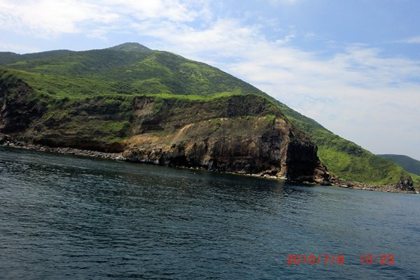 好近的龜山島