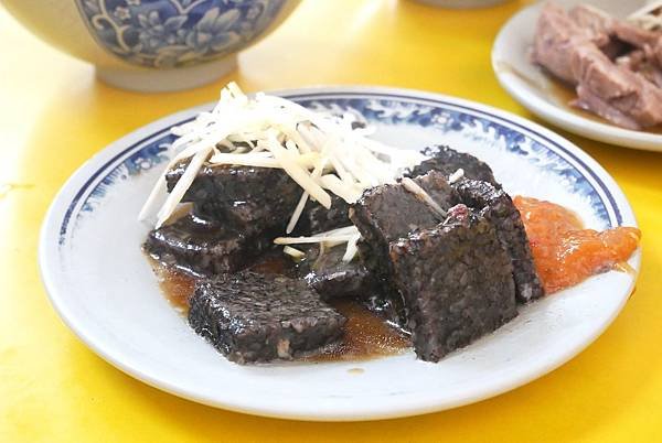 蘆洲美食-大象切仔麵，近三民高中捷運站&lt;草&gt;