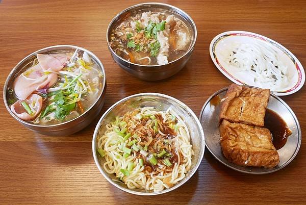 北投美食-二四傳統小吃，近新北投捷運站草
