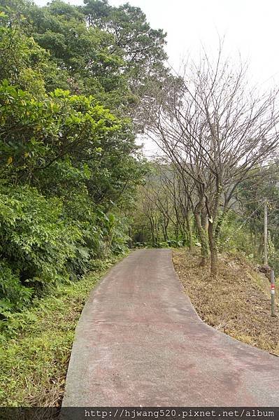 尖山湖紀念碑