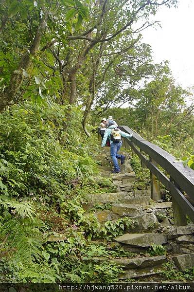 尖山湖紀念碑