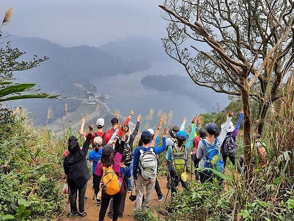 大溪石門山