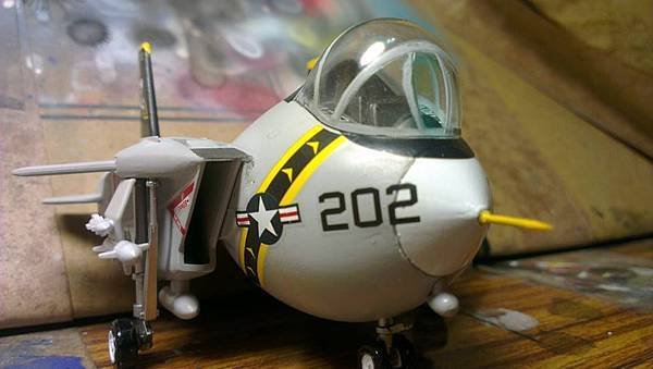F141