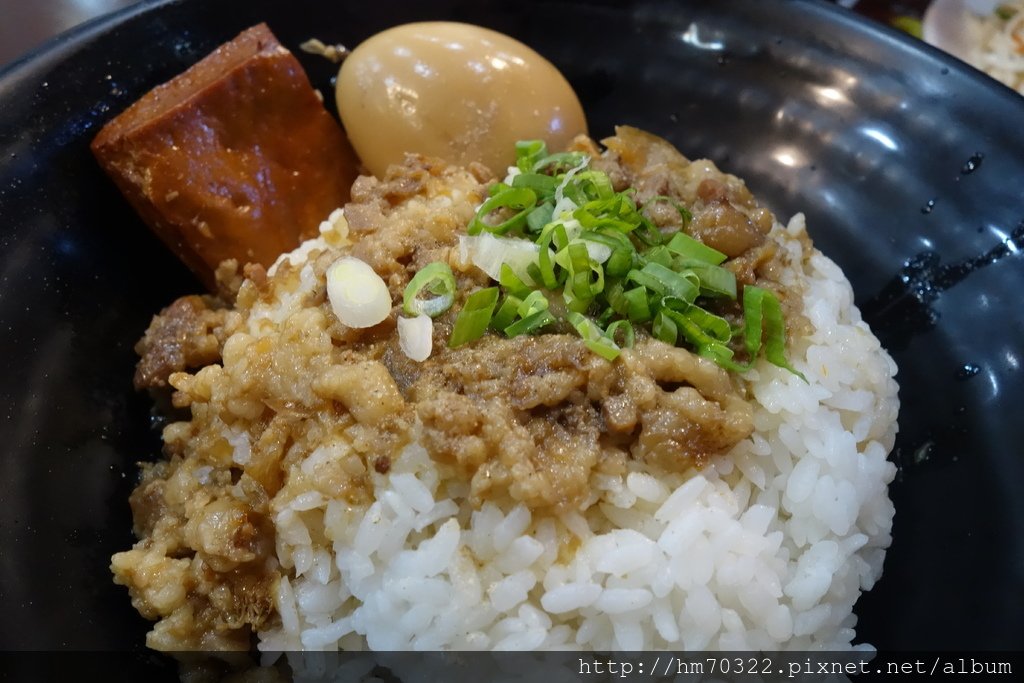 桃園食記│中壢區榮民路眷村麵食館，google評價4.1，內