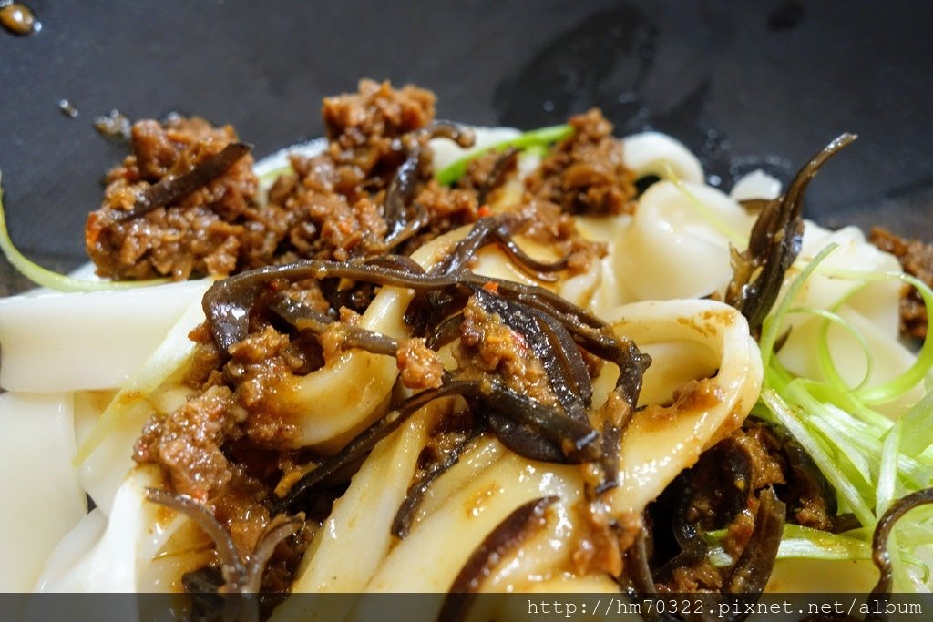 『網購 / 宅配美食』- 【點線麵】冷凍快速麵．快速乾拌麵／