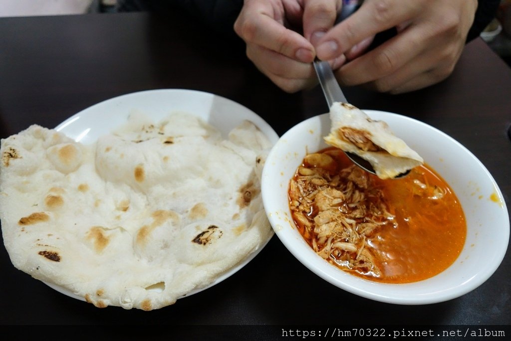 『桃園美食』- 忠貞市場異國美食【清真園雲南回民精緻小吃】×