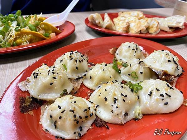 『新竹食記』- 新竹美食新選擇【御香園上海生煎包．湯包】 ✖