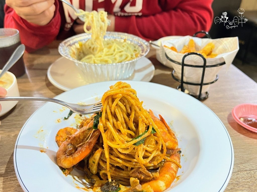 艾隆義式麵食館(北車店)_香蒜辣蝦麵