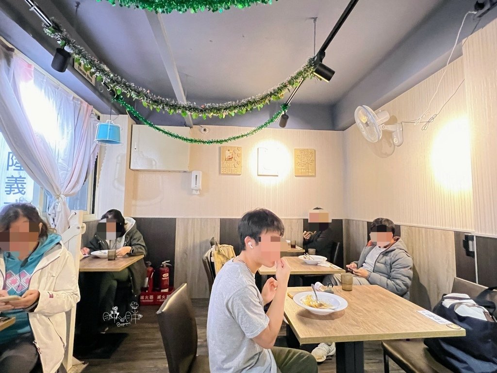 艾隆義式麵食館(北車店)_用餐空間