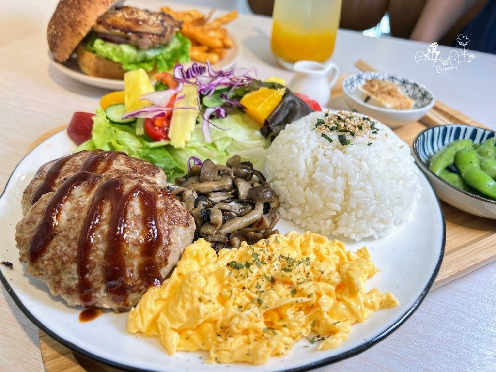 慕森早午餐｜手作豬肉漢堡排飯