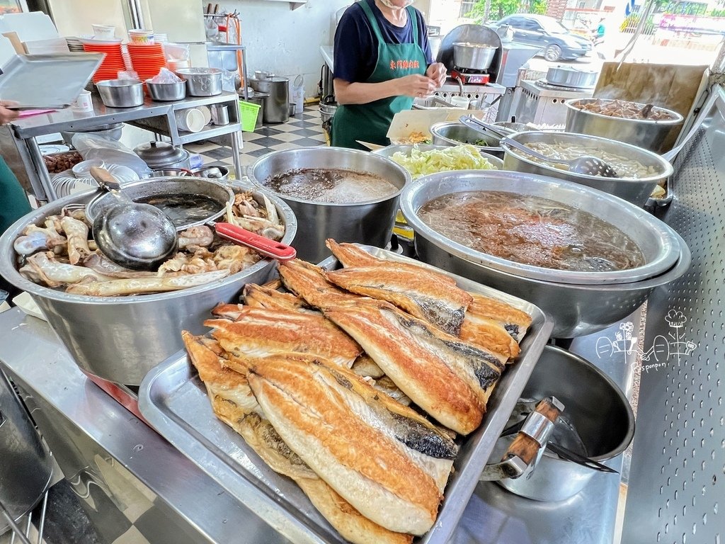 嘉義美食_東門雞肉飯虱目魚肚