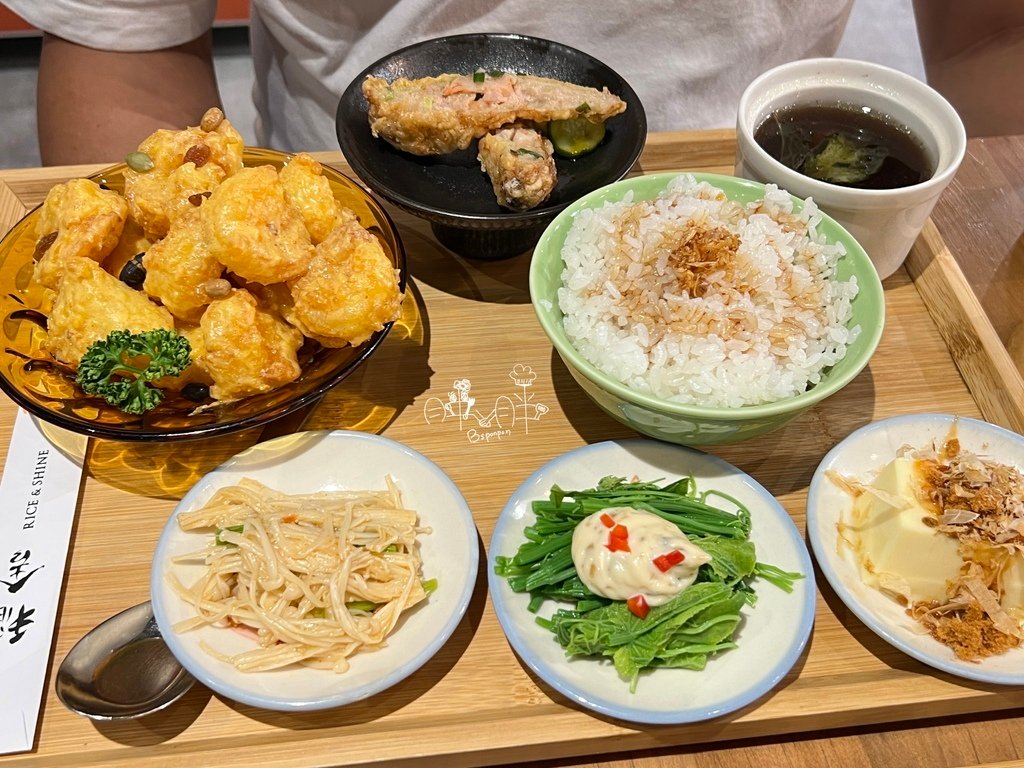 稻舍食館_金沙蝦球客飯