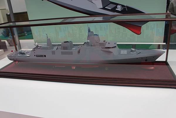 新一代飛彈巡防艦