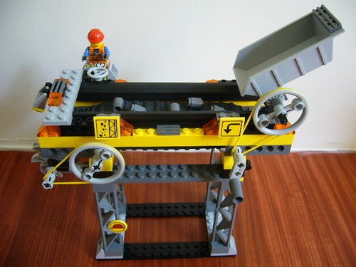 LEGO 7243 b