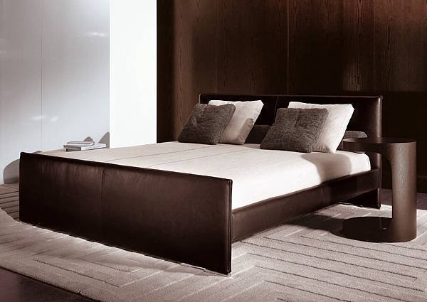 Minotti bed-Venice-2